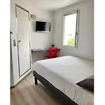 Premiere Classe La Rochelle Sud-aytre Hotel *