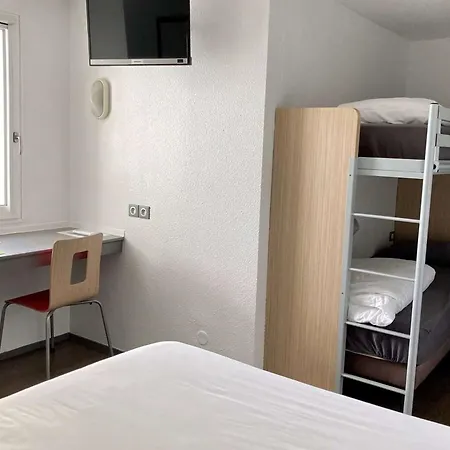 Première Classe La Rochelle Sud-aytré Hotel