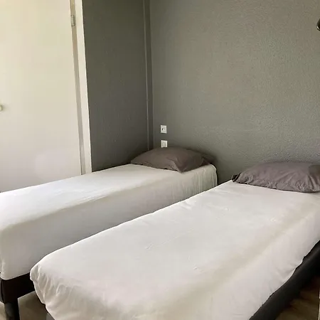 Première Classe La Rochelle Sud-aytré Hotel