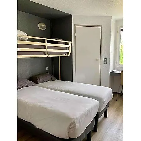 Premiere Classe La Rochelle Sud-aytre Hotel *