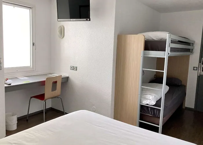 Première Classe La Rochelle Sud-aytré Hotel