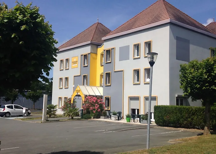 Première Classe La Rochelle Sud-aytré Hotel