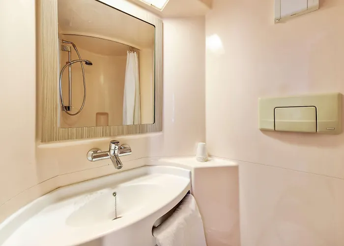 Premiere Classe La Rochelle Sud-aytre * Aytre